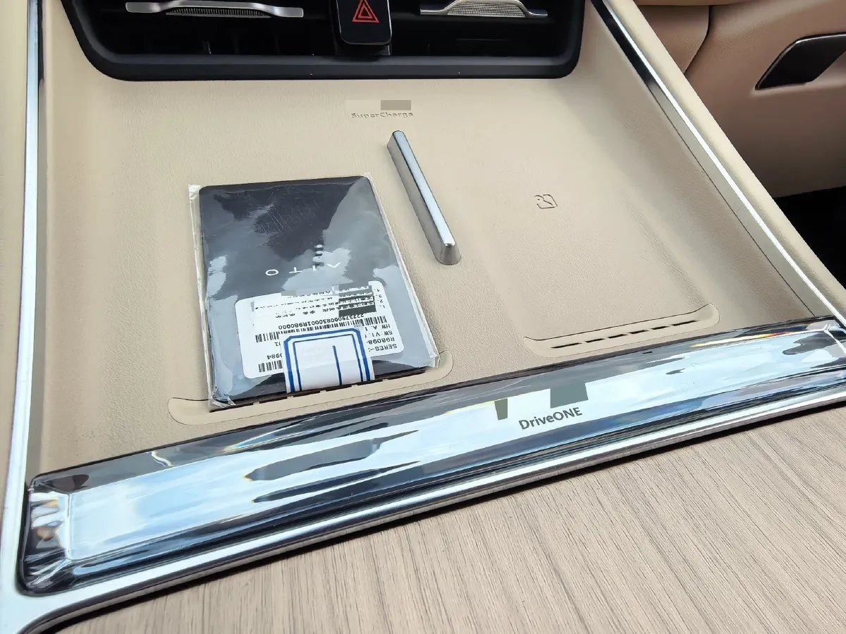 2025 AITO AITO M5 1.5T 152HP L4 REEV 42KWH,autocango,china used car exporter,china ev exporter,chinese used car exporter,chinese used ev exporter