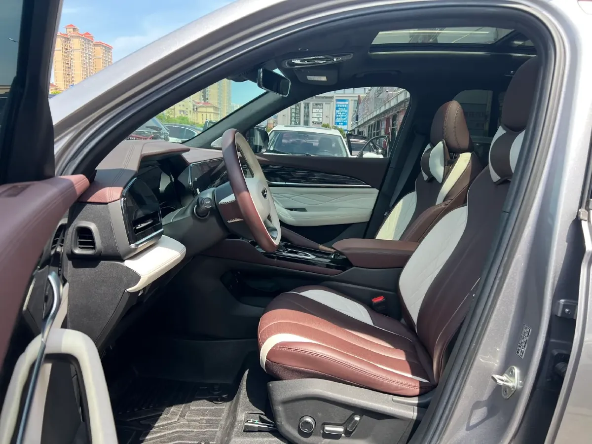 2023 Geely Monjaro 2.0T 238HP L4 8AT,autocango,china used car exporter,china ev exporter,chinese used car exporter,chinese used ev exporter