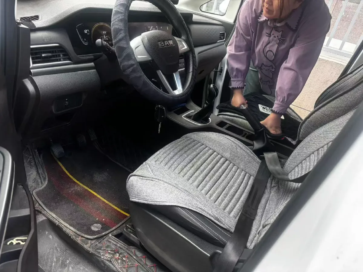 2023 BAW RuiSheng Trump M7 2.0L 144HP L4 5MT,autocango,china used car exporter,china ev exporter,chinese used car exporter,chinese used ev exporter