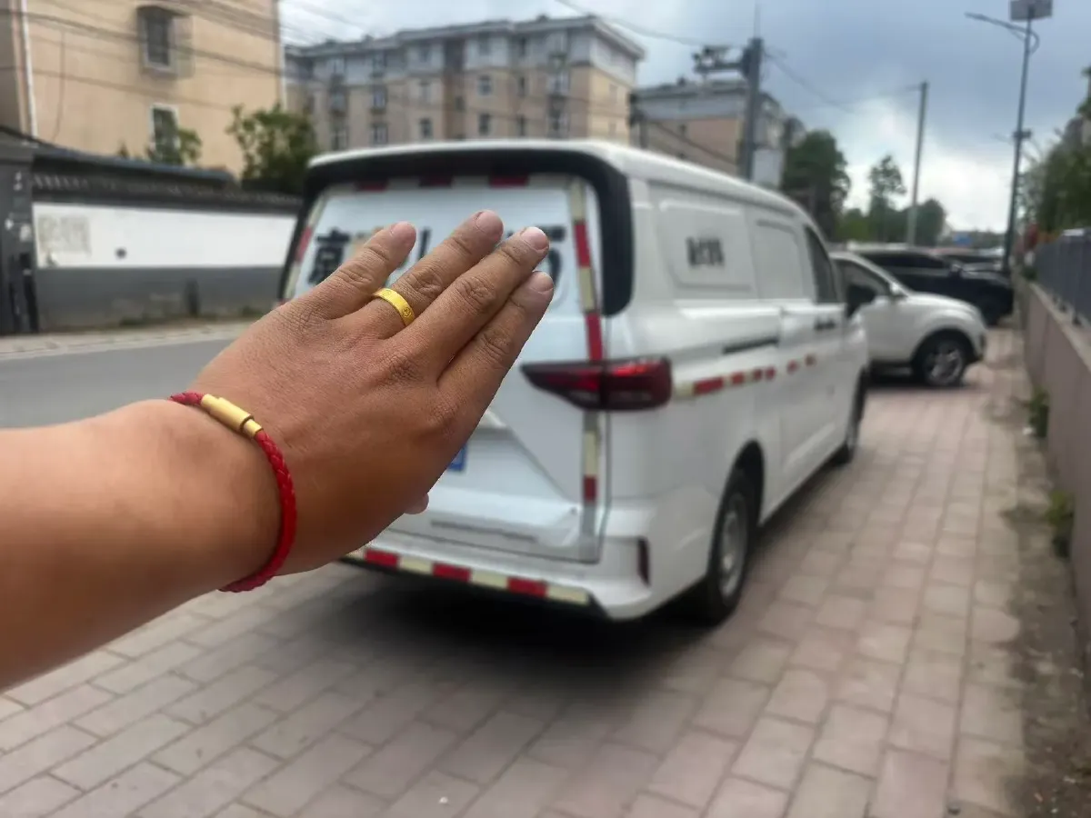 2023 BAW RuiSheng Trump M7 2.0L 144HP L4 5MT,autocango,china used car exporter,china ev exporter,chinese used car exporter,chinese used ev exporter