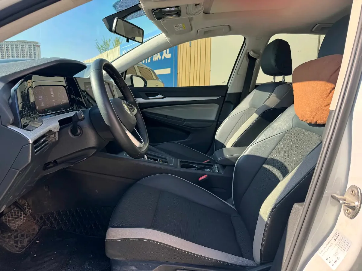 2021 Volkswagen Golf 1.4T 150HP L4 7DCT,autocango,china used car exporter,china ev exporter,chinese used car exporter,chinese used ev exporter