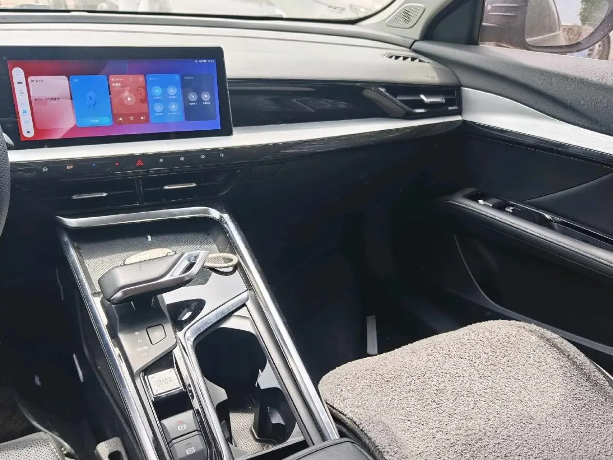 2022 MG 5 Scorpio 1.5T 181HP L4 7DCT,autocango,china used car exporter,china ev exporter,chinese used car exporter,chinese used ev exporter