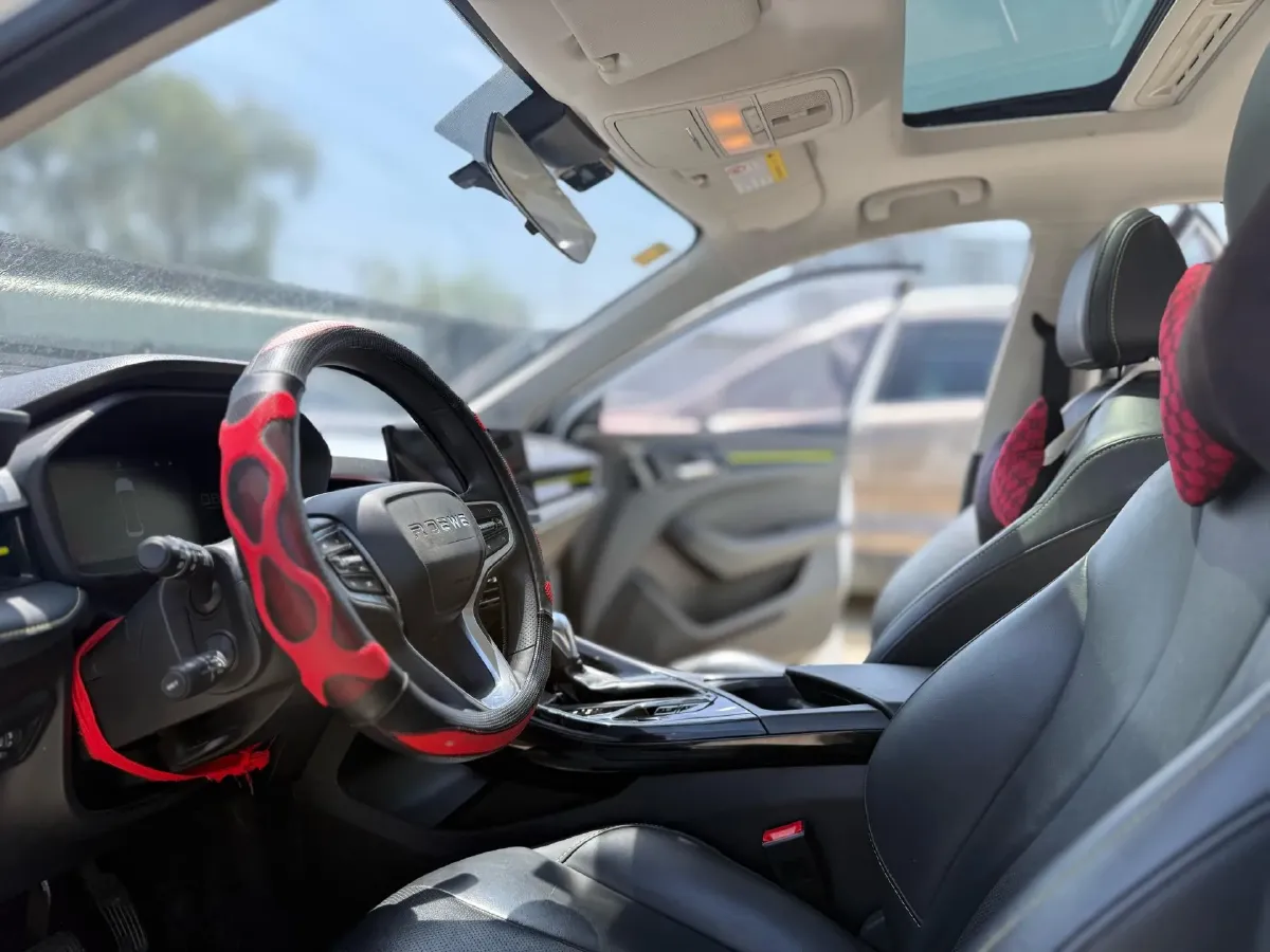 2021 Roewe i5 1.5L 120HP L4 CVT,autocango,china used car exporter,china ev exporter,chinese used car exporter,chinese used ev exporter