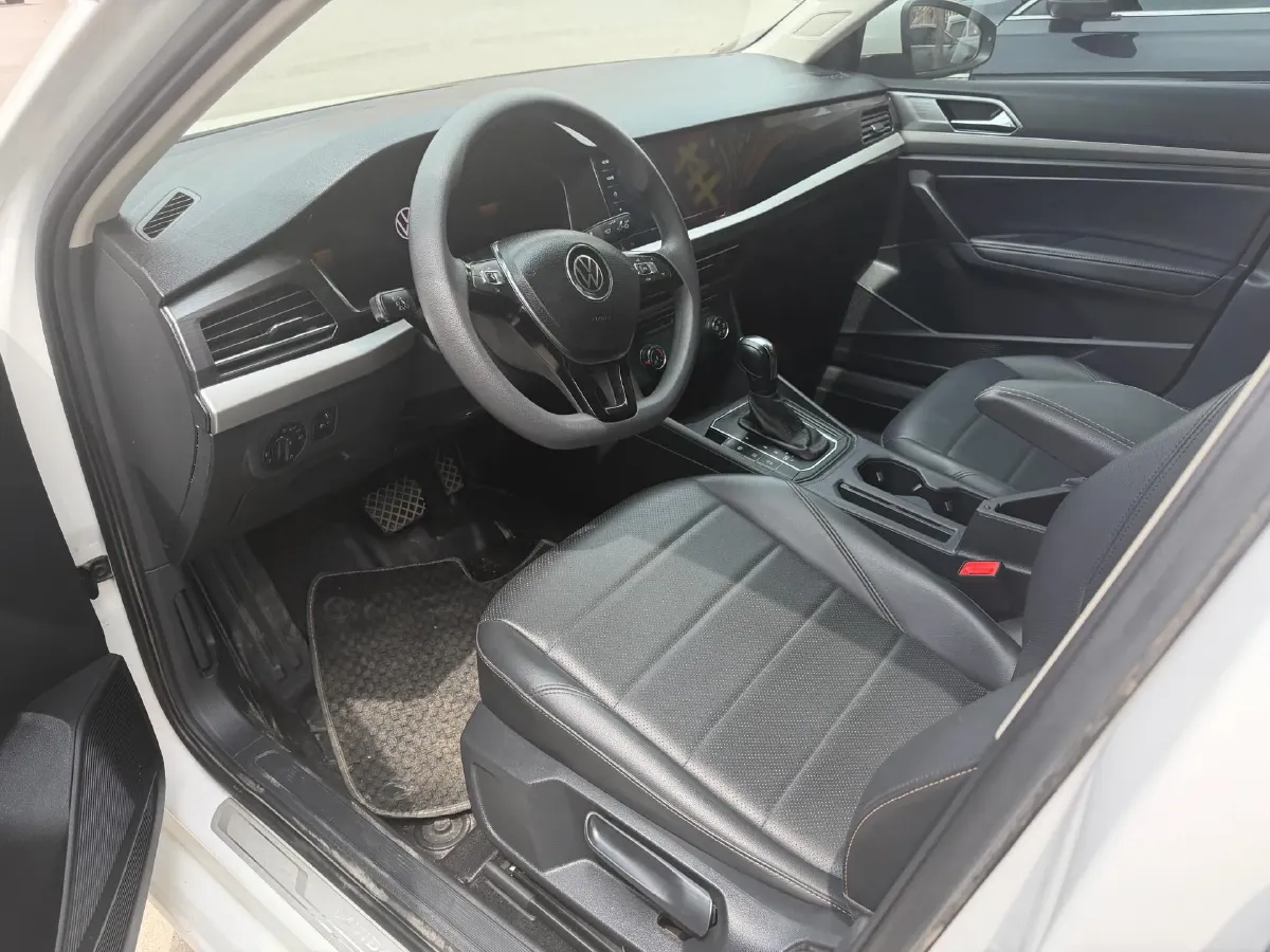 2021 Volkswagen Lavida 1.5L 113HP L4 6AT,autocango,china used car exporter,china ev exporter,chinese used car exporter,chinese used ev exporter