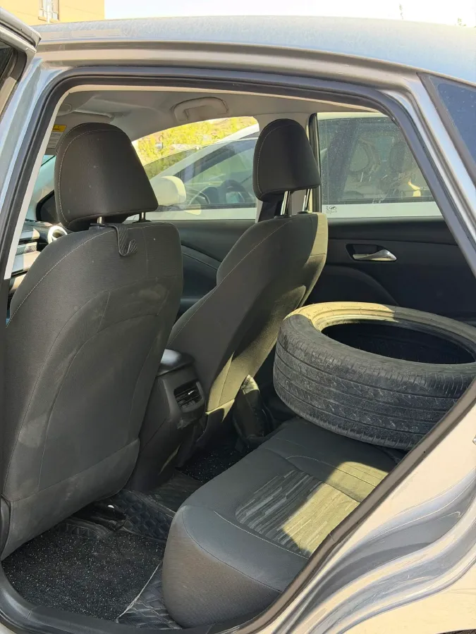 2023 Chevrolet Monza 1.5L 113HP L4 6DCT,autocango,china used car exporter,china ev exporter,chinese used car exporter,chinese used ev exporter