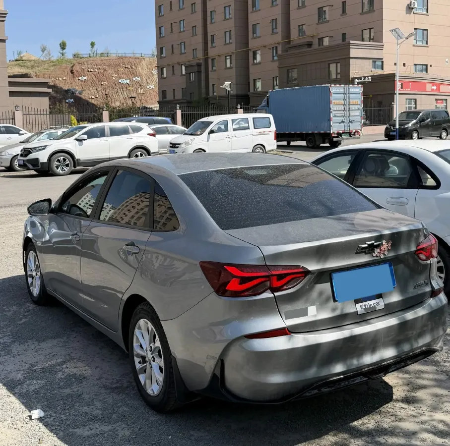 2023 Chevrolet Monza 1.5L 113HP L4 6DCT,autocango,china used car exporter,china ev exporter,chinese used car exporter,chinese used ev exporter