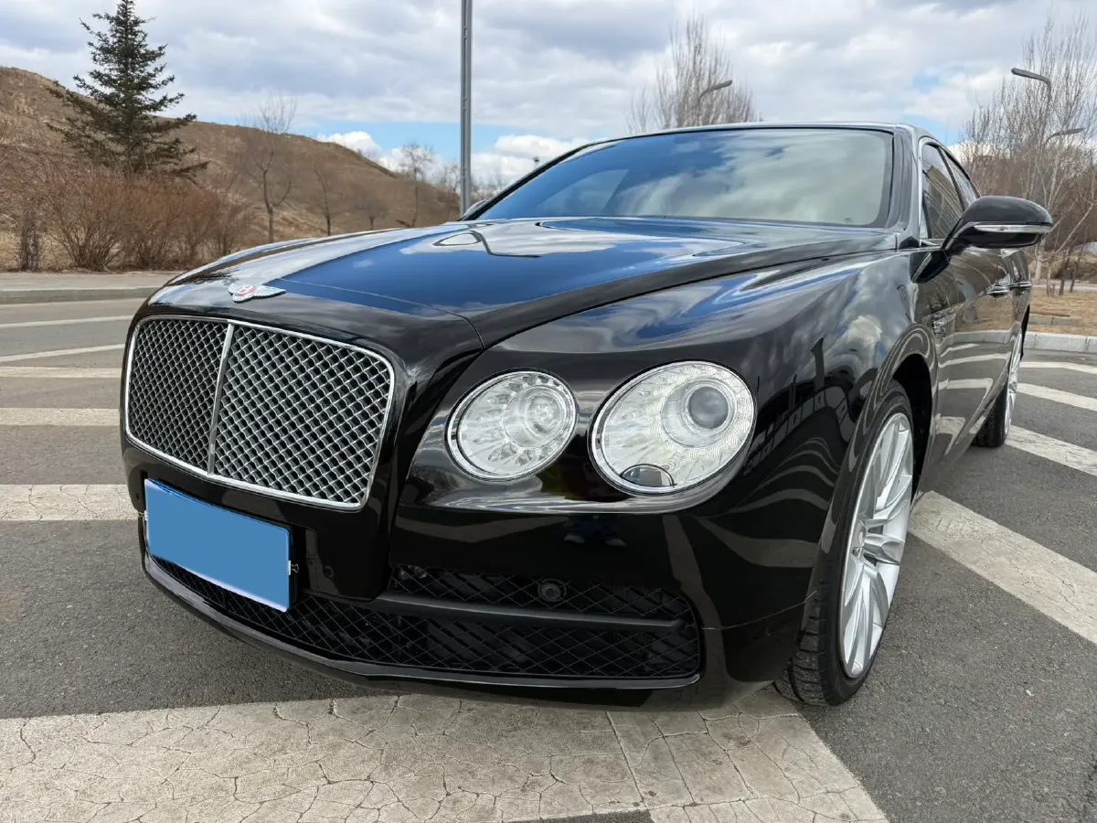 2017 Bentley Flying Spur 4.0T 507HP V8 8AT,autocango,china used car exporter,china ev exporter,chinese used car exporter,chinese used ev exporter