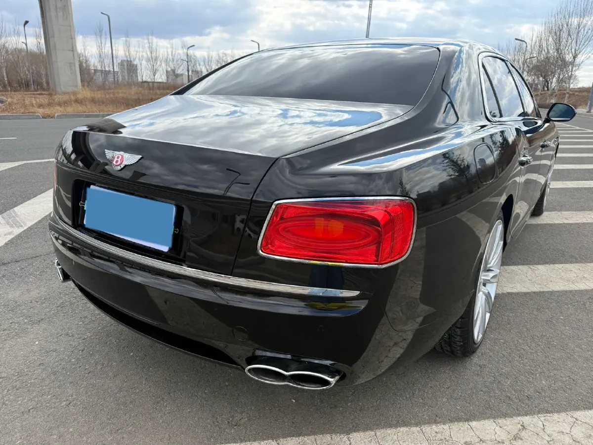 2017 Bentley Flying Spur 4.0T 507HP V8 8AT,autocango,china used car exporter,china ev exporter,chinese used car exporter,chinese used ev exporter