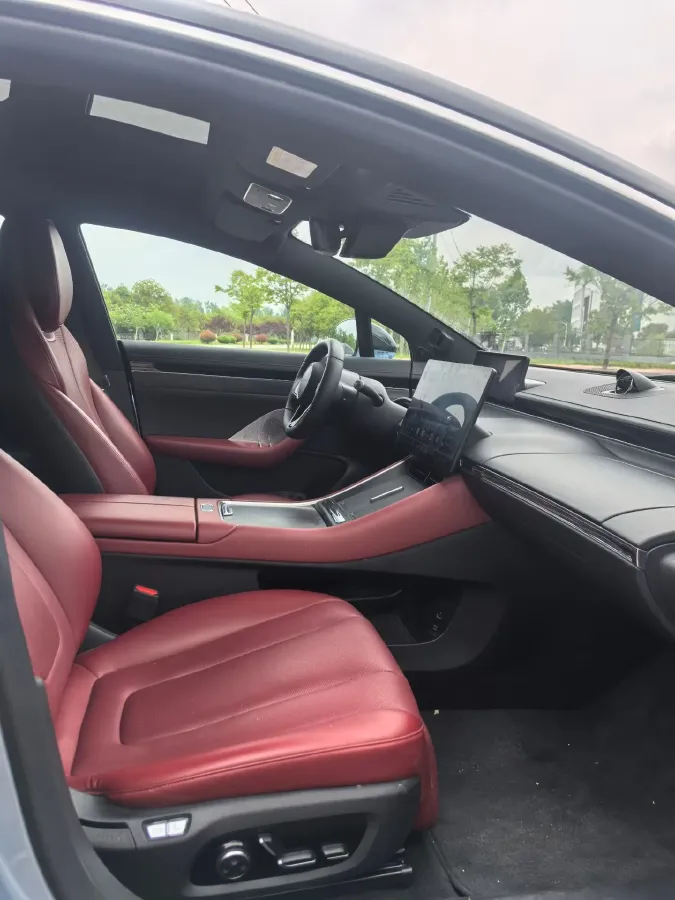 2024 Luxeed S7 BEV 82KWH,autocango,china used car exporter,china ev exporter,chinese used car exporter,chinese used ev exporter