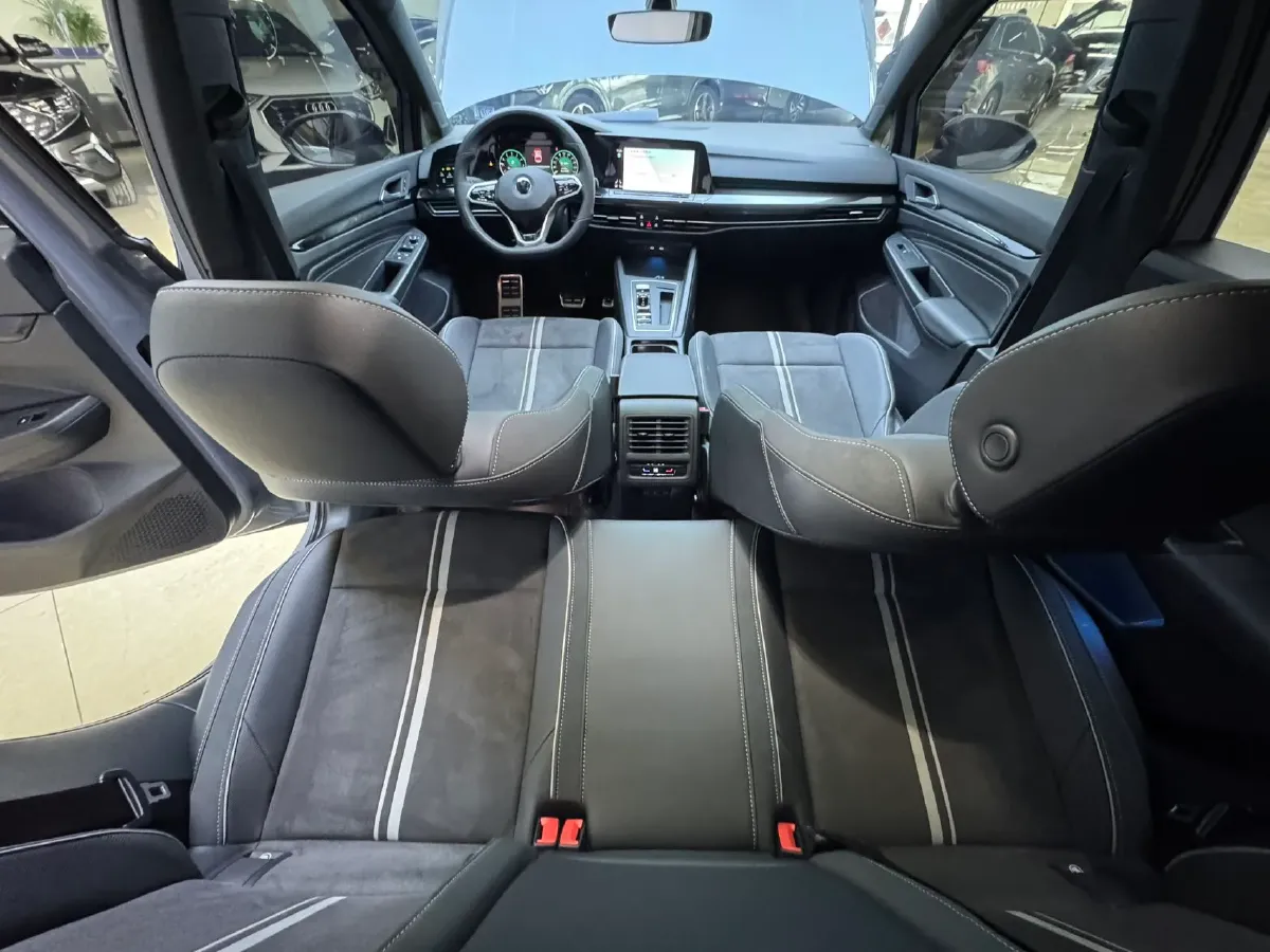 2023 Volkswagen Golf 1.4T 150HP L4 7DCT,autocango,china used car exporter,china ev exporter,chinese used car exporter,chinese used ev exporter