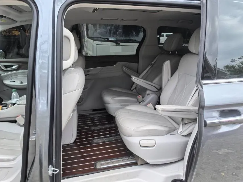 2025 Roewe iMAX8 1.5T 150HP L4 1DHT PHEV 24.7KWH,autocango,china used car exporter,china ev exporter,chinese used car exporter,chinese used ev exporter