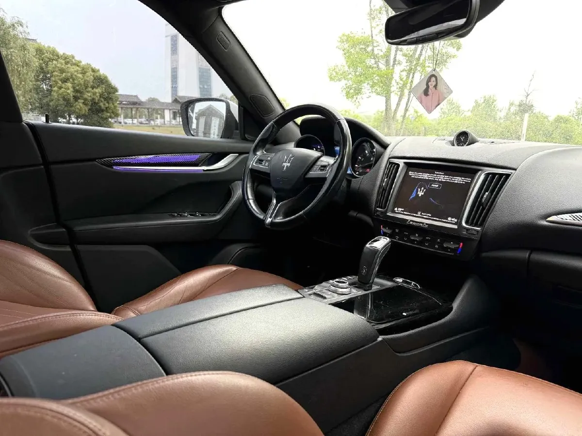 2019 Maserati Levante 3.0T 350HP V6 8AT,autocango,china used car exporter,china ev exporter,chinese used car exporter,chinese used ev exporter