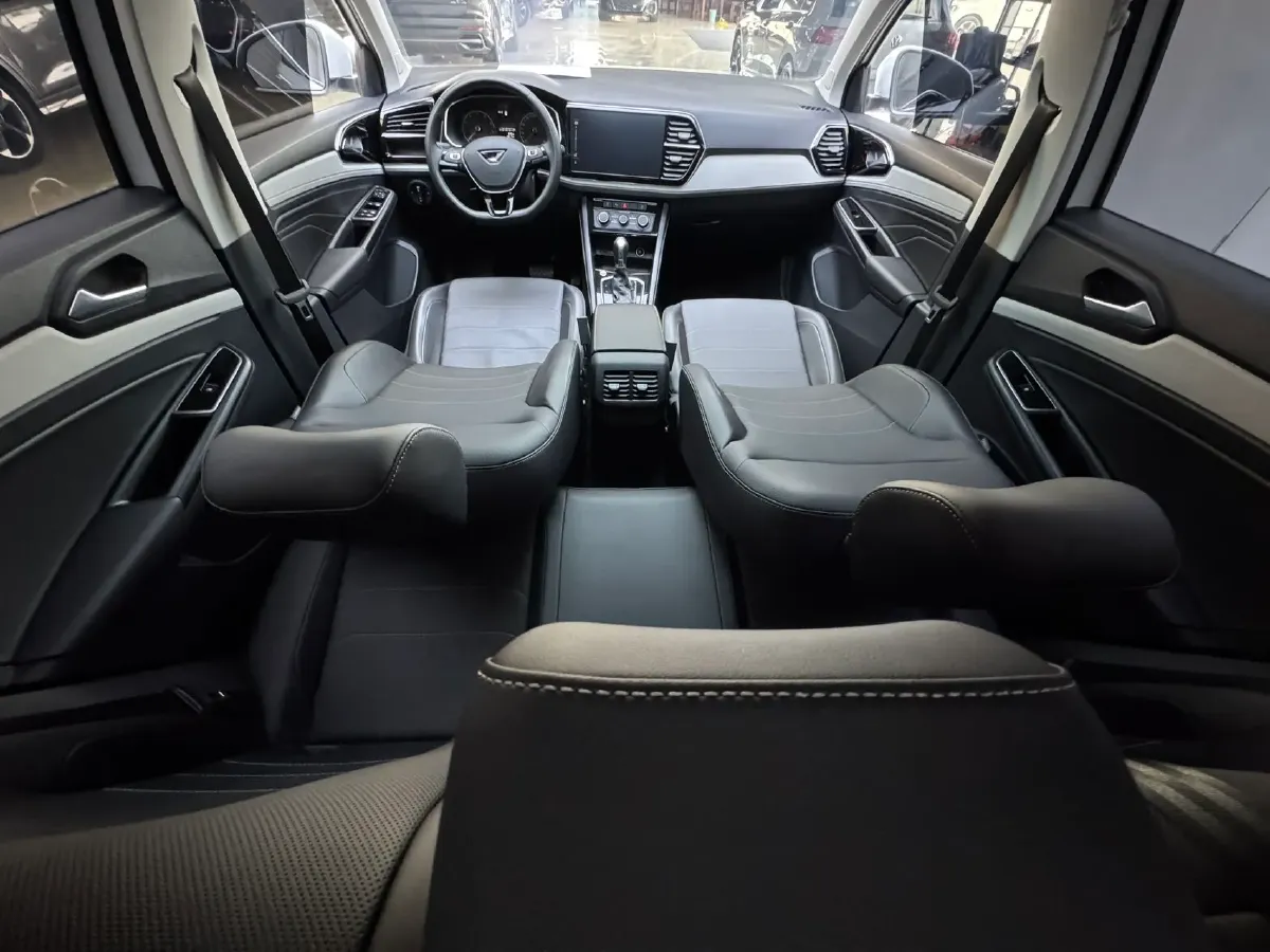 2023 Jetta VS5 1.4T 150HP L4 6AT,autocango,china used car exporter,china ev exporter,chinese used car exporter,chinese used ev exporter