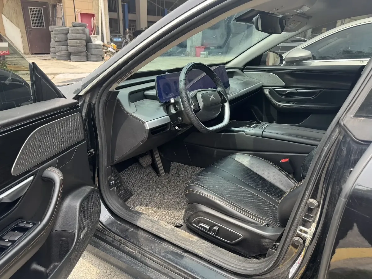 2020 Xpeng P7 BEV 70.8KWH,autocango,china used car exporter,china ev exporter,chinese used car exporter,chinese used ev exporter