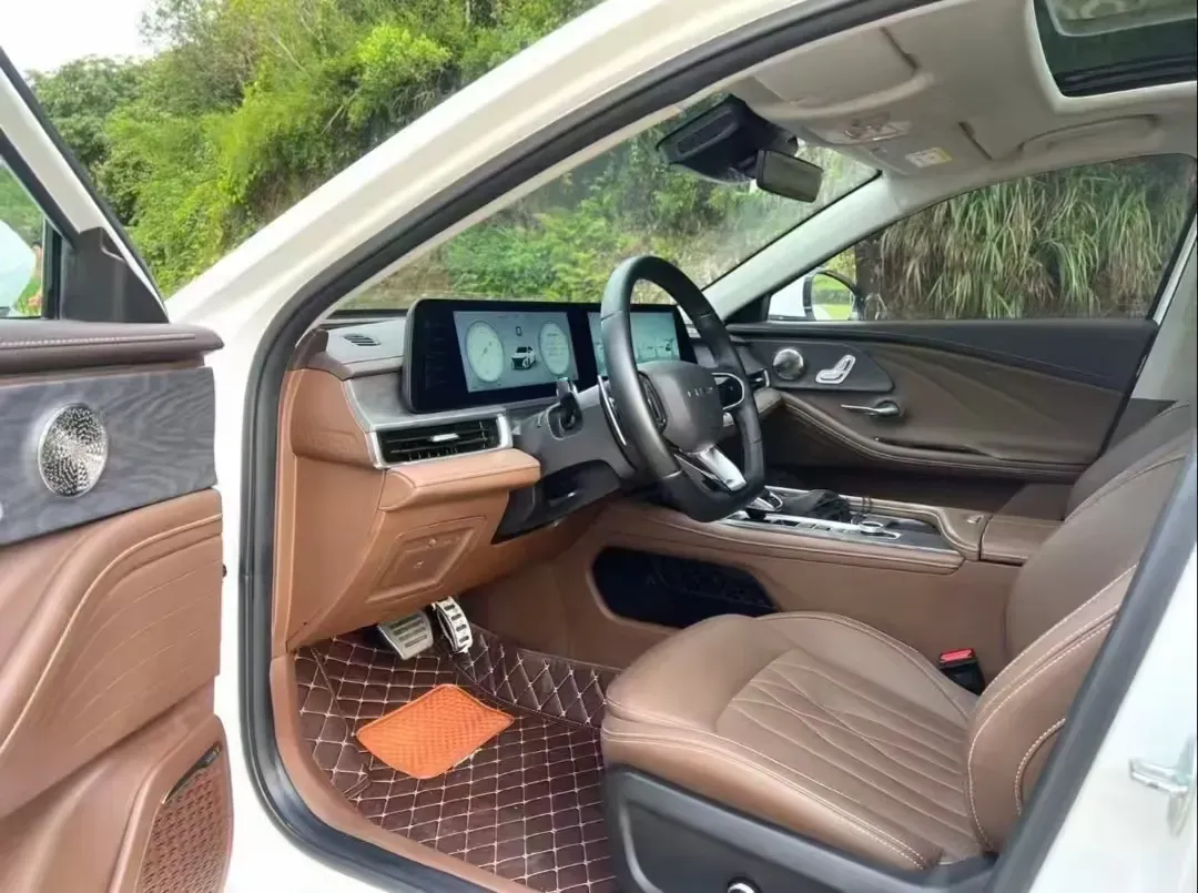 2023 Chery Arrizo 8 2.0T 254HP L4 7DCT,autocango,china used car exporter,china ev exporter,chinese used car exporter,chinese used ev exporter