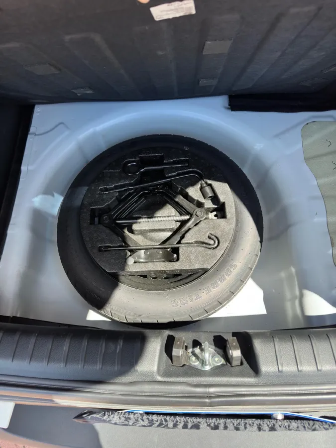 2021 Kia KX1 1.4L 100HP L4 6AT,autocango,china used car exporter,china ev exporter,chinese used car exporter,chinese used ev exporter