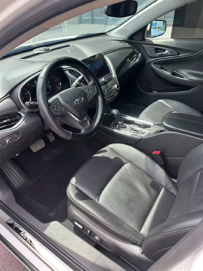 2019 Chevrolet Malibu XL 1.3T 165HP L3 CVT,autocango,china used car exporter,china ev exporter,chinese used car exporter,chinese used ev exporter