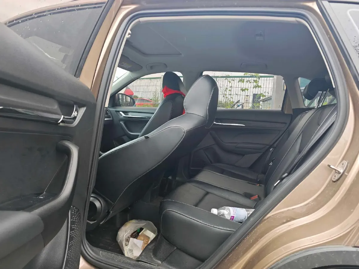 2021 Skoda Kamiq 1.5L 112HP L4 6AT,autocango,china used car exporter,china ev exporter,chinese used car exporter,chinese used ev exporter