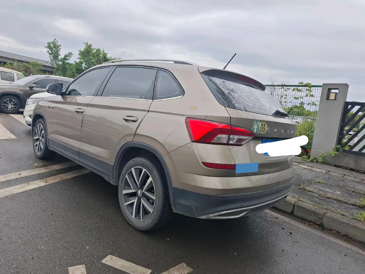 2021 Skoda Kamiq 1.5L 112HP L4 6AT,autocango,china used car exporter,china ev exporter,chinese used car exporter,chinese used ev exporter