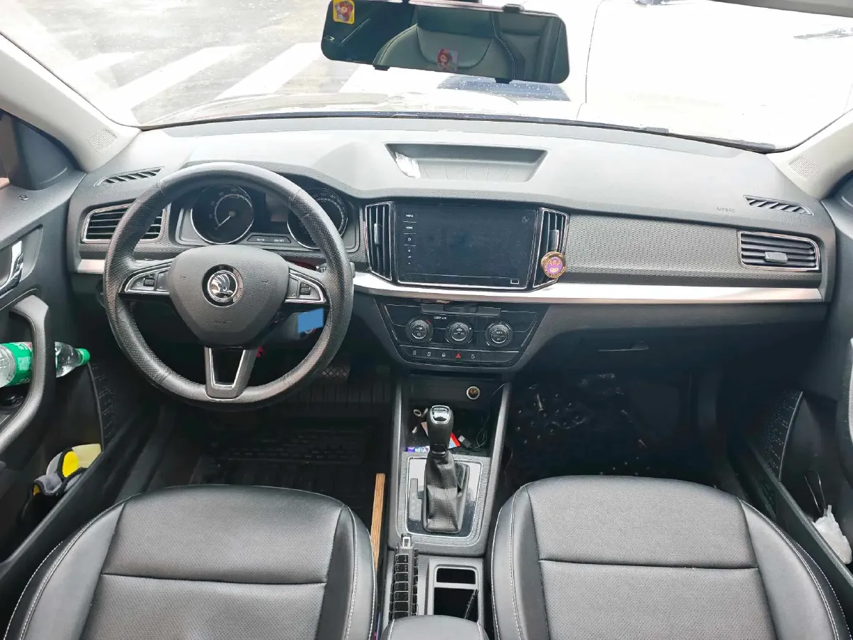 2021 Skoda Kamiq 1.5L 112HP L4 6AT,autocango,china used car exporter,china ev exporter,chinese used car exporter,chinese used ev exporter