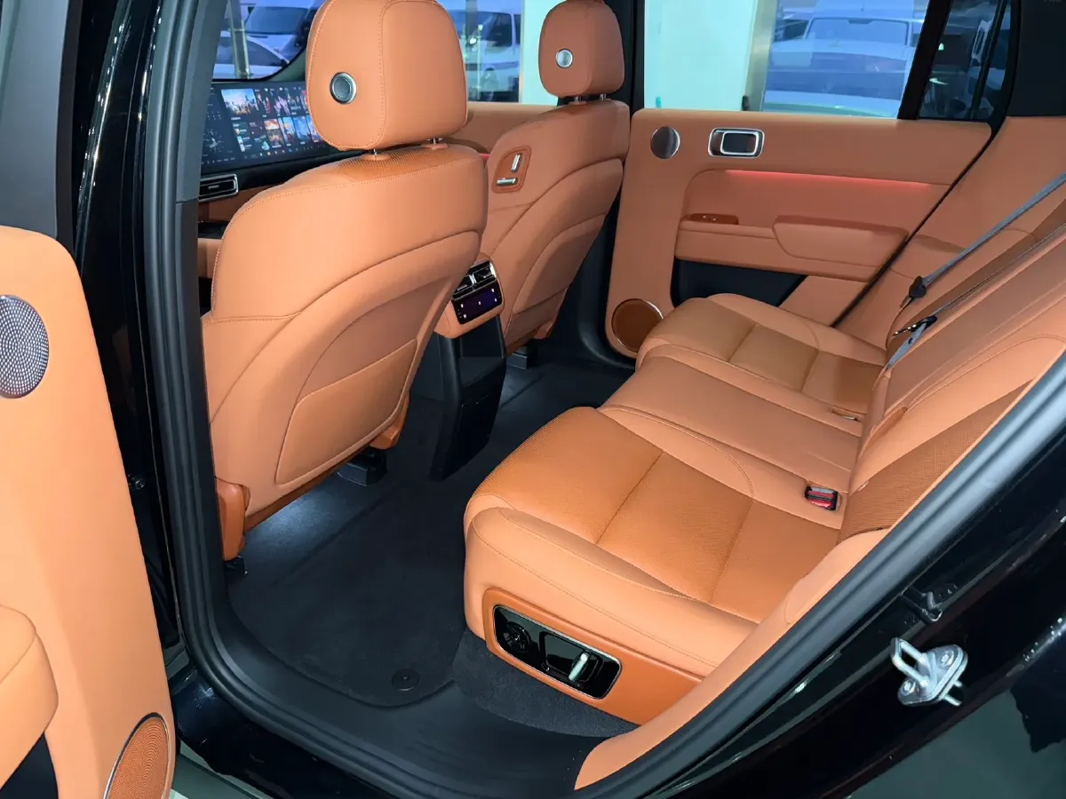 2025 Li L7 Range Extended 154HP REEV,autocango,china used car exporter,china ev exporter,chinese used car exporter,chinese used ev exporter