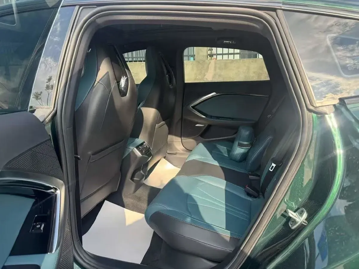 2023 MG 7 1.5T 188HP L4 7DCT,autocango,china used car exporter,china ev exporter,chinese used car exporter,chinese used ev exporter