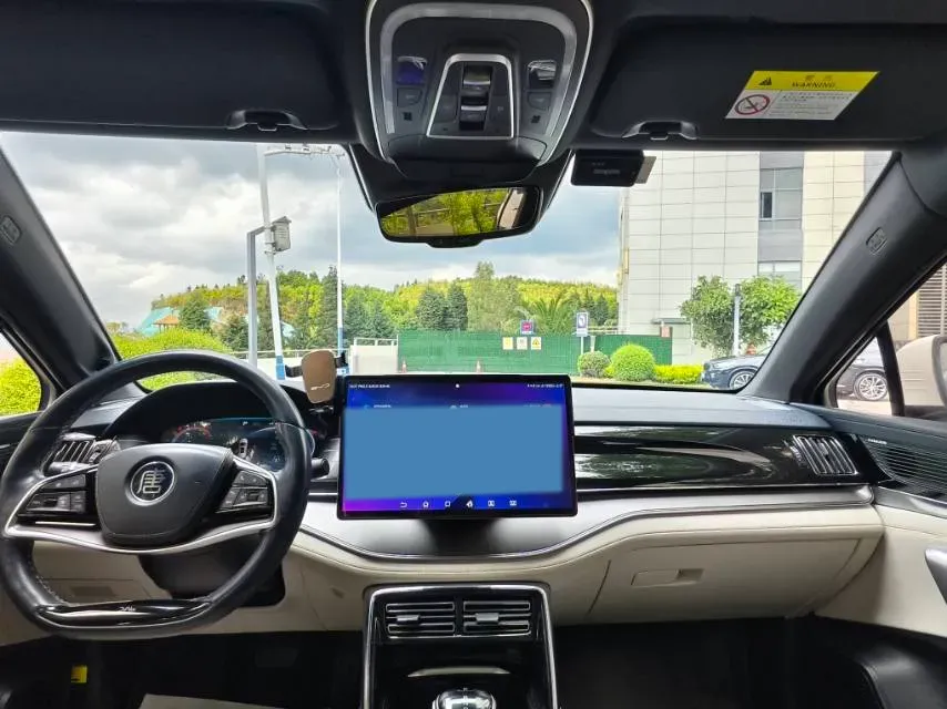 2022 Jeep Grand Commander 2.0T 265HP L4 9AT,autocango,china used car exporter,china ev exporter,chinese used car exporter,chinese used ev exporter