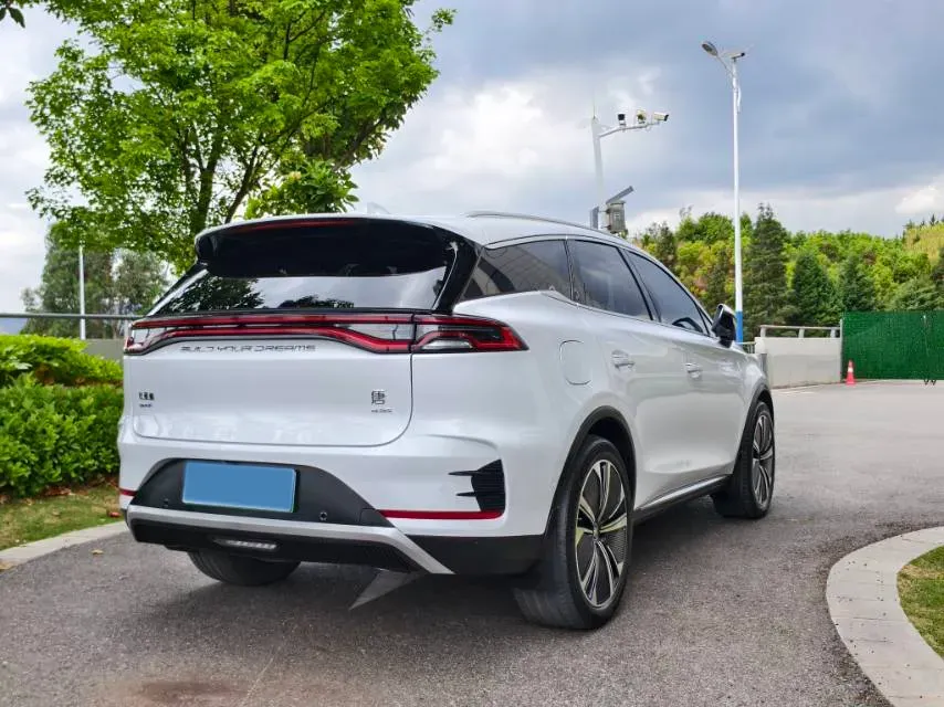 2022 Jeep Grand Commander 2.0T 265HP L4 9AT,autocango,china used car exporter,china ev exporter,chinese used car exporter,chinese used ev exporter