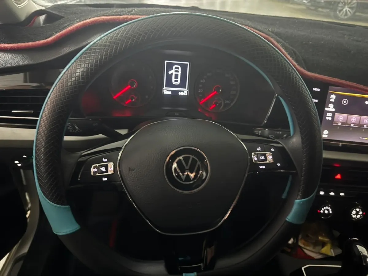 2019 Volkswagen Lavida 1.5L 113HP L4 6AT,autocango,china used car exporter,china ev exporter,chinese used car exporter,chinese used ev exporter
