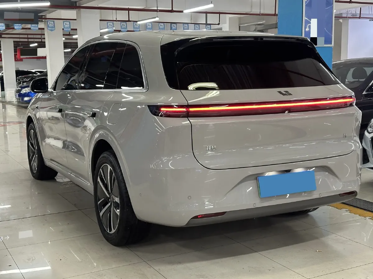 2024 Li L6 Range Extended 154HP L4 REEV 36.8KWH,autocango,china used car exporter,china ev exporter,chinese used car exporter,chinese used ev exporter