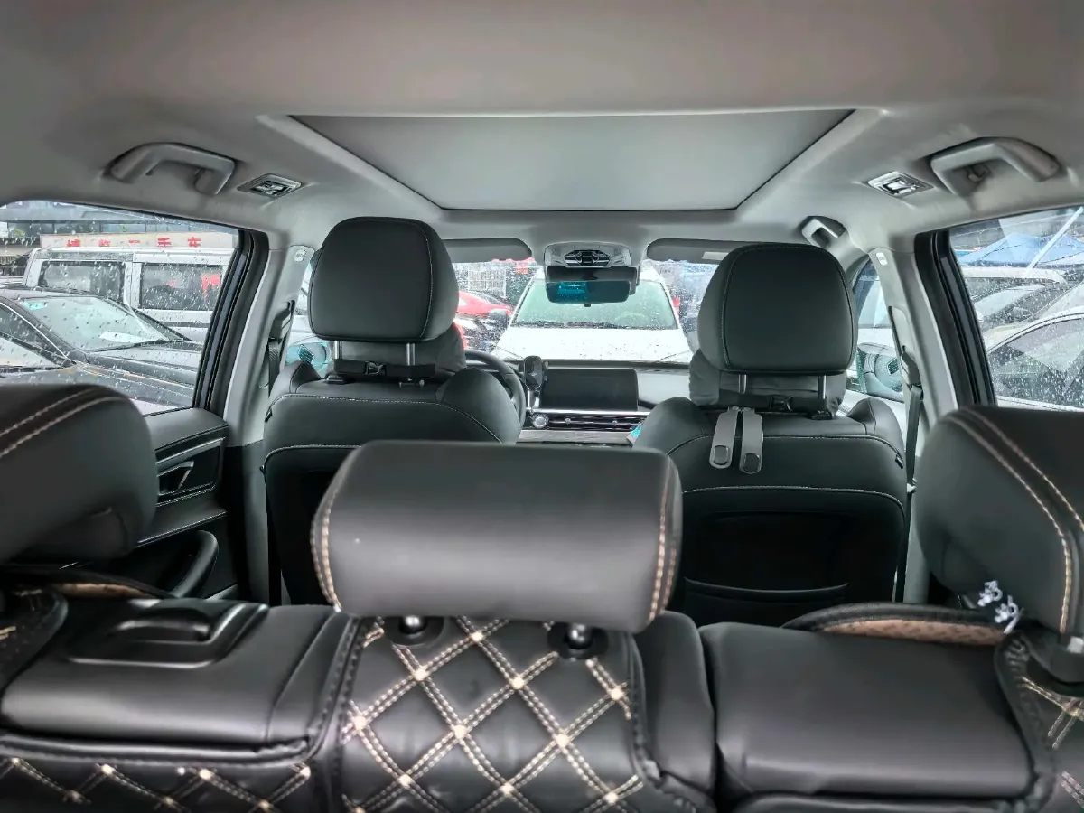 2020 Chery Tiggo 8 1.6T 197HP L4 7DCT,autocango,china used car exporter,china ev exporter,chinese used car exporter,chinese used ev exporter