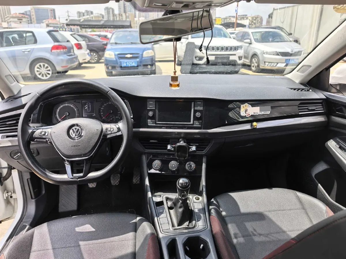 2020 Volkswagen Bora 1.5L 113HP L4 5MT,autocango,china used car exporter,china ev exporter,chinese used car exporter,chinese used ev exporter