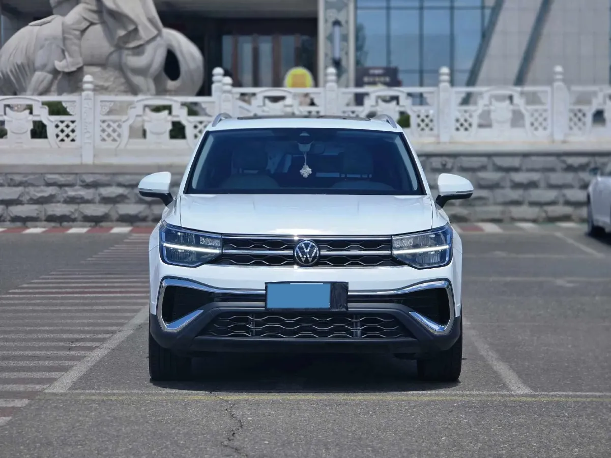 2023 Volkswagen Tharu 1.5T 160HP L4 7DCT,autocango,china used car exporter,china ev exporter,chinese used car exporter,chinese used ev exporter