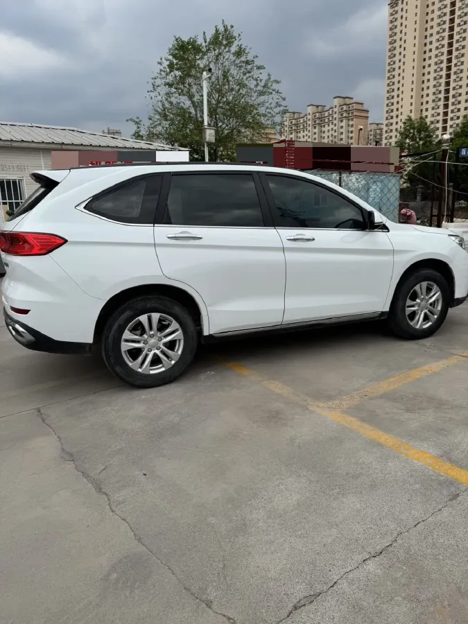 2022 Haval H6 1.5T 184HP L4 7DCT,autocango,china used car exporter,china ev exporter,chinese used car exporter,chinese used ev exporter
