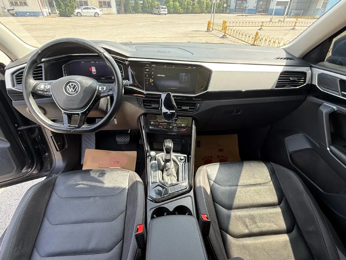 2021 Volkswagen Tayron 2.0T 186HP L4 7DCT,autocango,china used car exporter,china ev exporter,chinese used car exporter,chinese used ev exporter