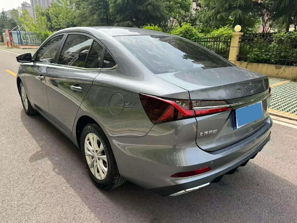 2023 Roewe i5 1.5L 129HP L4 CVT,autocango,china used car exporter,china ev exporter,chinese used car exporter,chinese used ev exporter