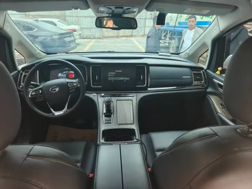 2021 GAC Trumpchi M8 2.0T 252HP L4 8AT,autocango,china used car exporter,china ev exporter,chinese used car exporter,chinese used ev exporter