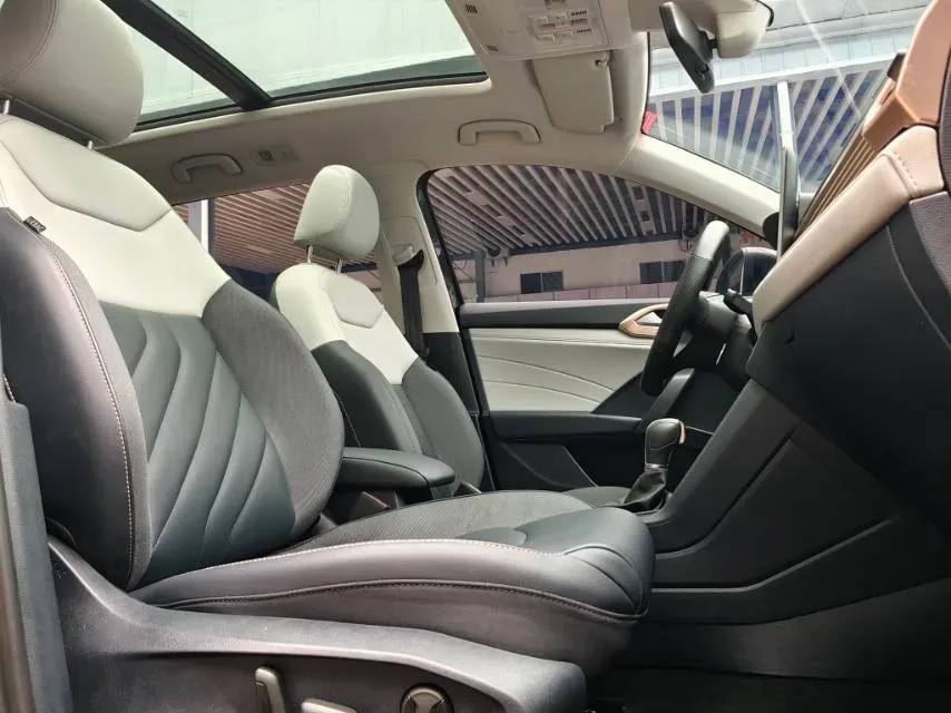 2023 Volkswagen Tharu 1.5T 160HP L4 7DCT,autocango,china used car exporter,china ev exporter,chinese used car exporter,chinese used ev exporter