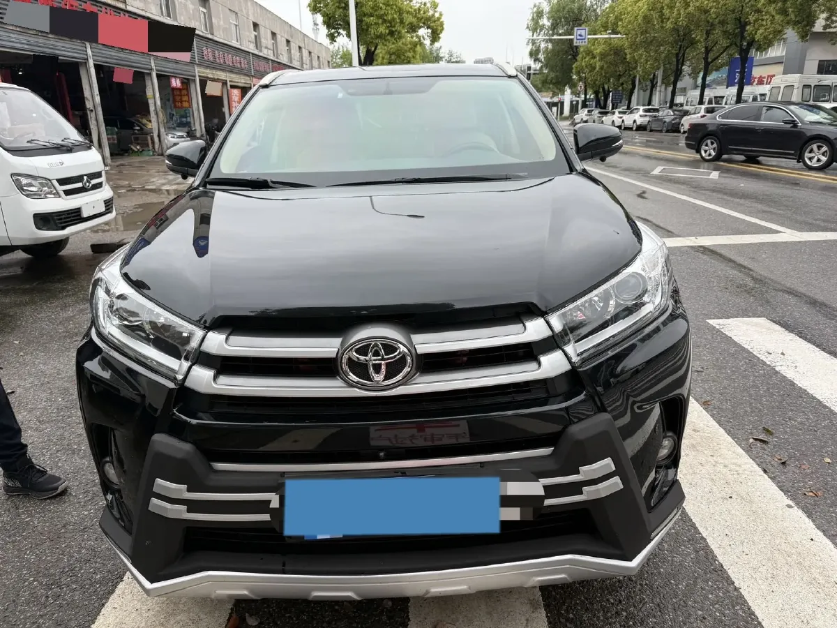 2021 Toyota Highlander 2.0T 220HP L4 6AT,autocango,china used car exporter,china ev exporter,chinese used car exporter,chinese used ev exporter