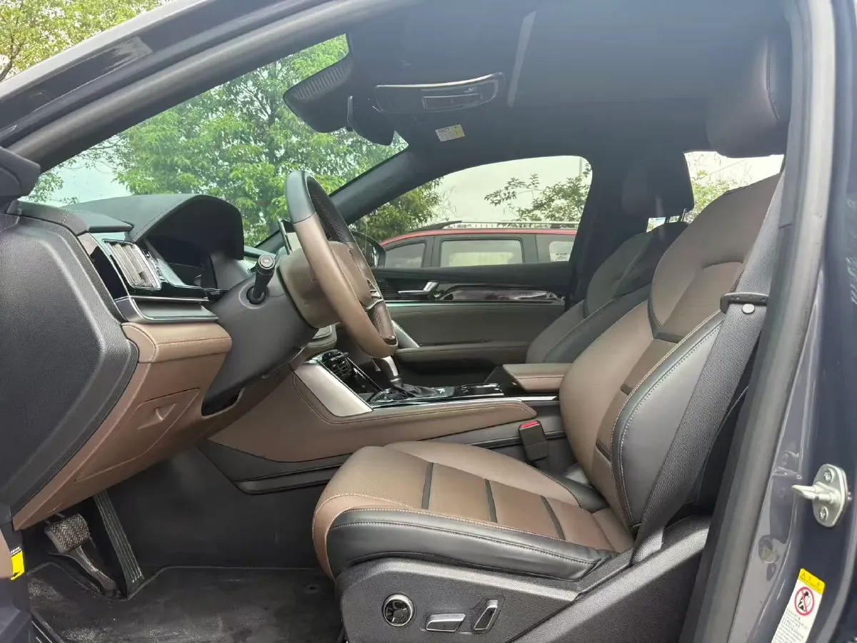 2026 Cadillac CT6 2.0T 237HP L4 10AT,autocango,china used car exporter,china ev exporter,chinese used car exporter,chinese used ev exporter