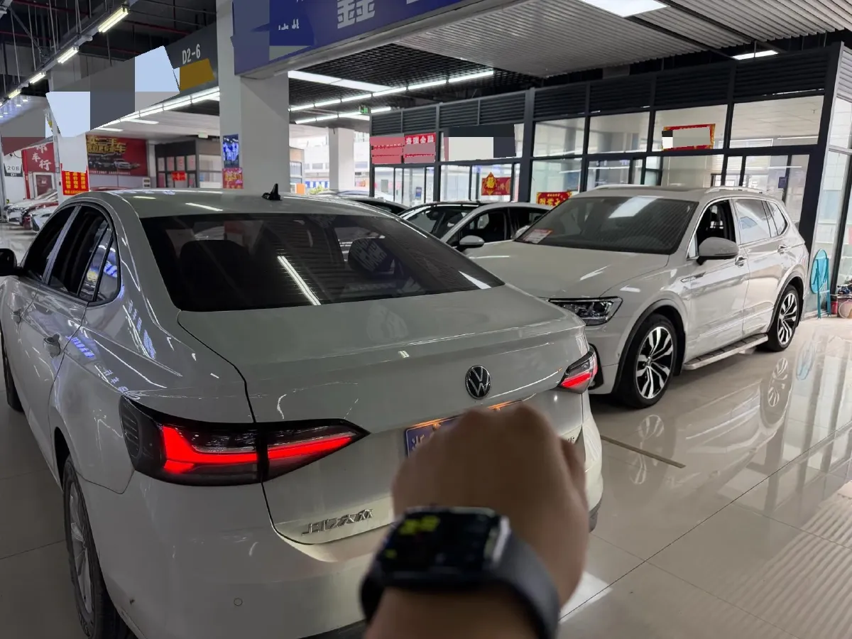 2023 Volkswagen Lavida 1.5L 110HP L4 6AT,autocango,china used car exporter,china ev exporter,chinese used car exporter,chinese used ev exporter