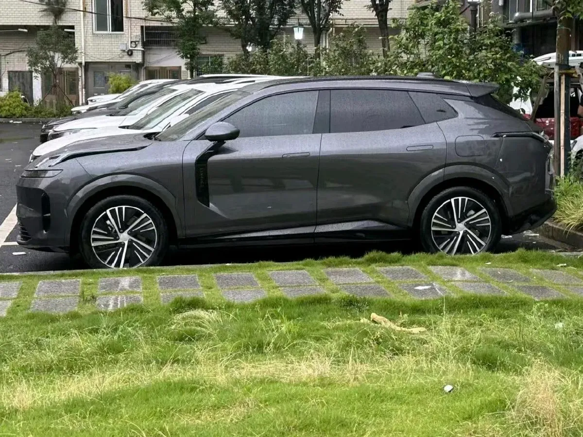 2023 LYNK&CO 08 EM-P 1.5T 163HP L4 3DHT PHEV 21.2KWH,autocango,china used car exporter,china ev exporter,chinese used car exporter,chinese used ev exporter