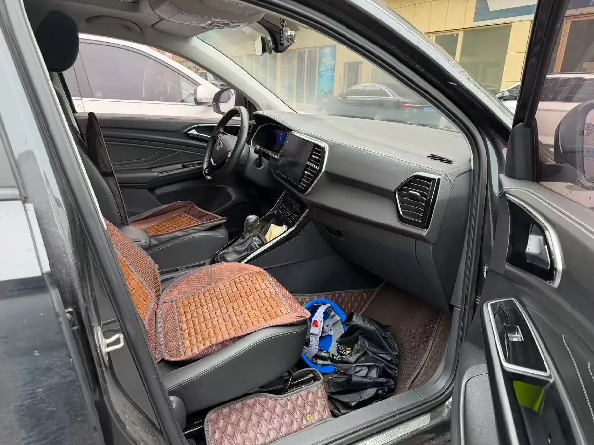 2022 Jetta VS7 1.4T 150HP L4 6AT,autocango,china used car exporter,china ev exporter,chinese used car exporter,chinese used ev exporter