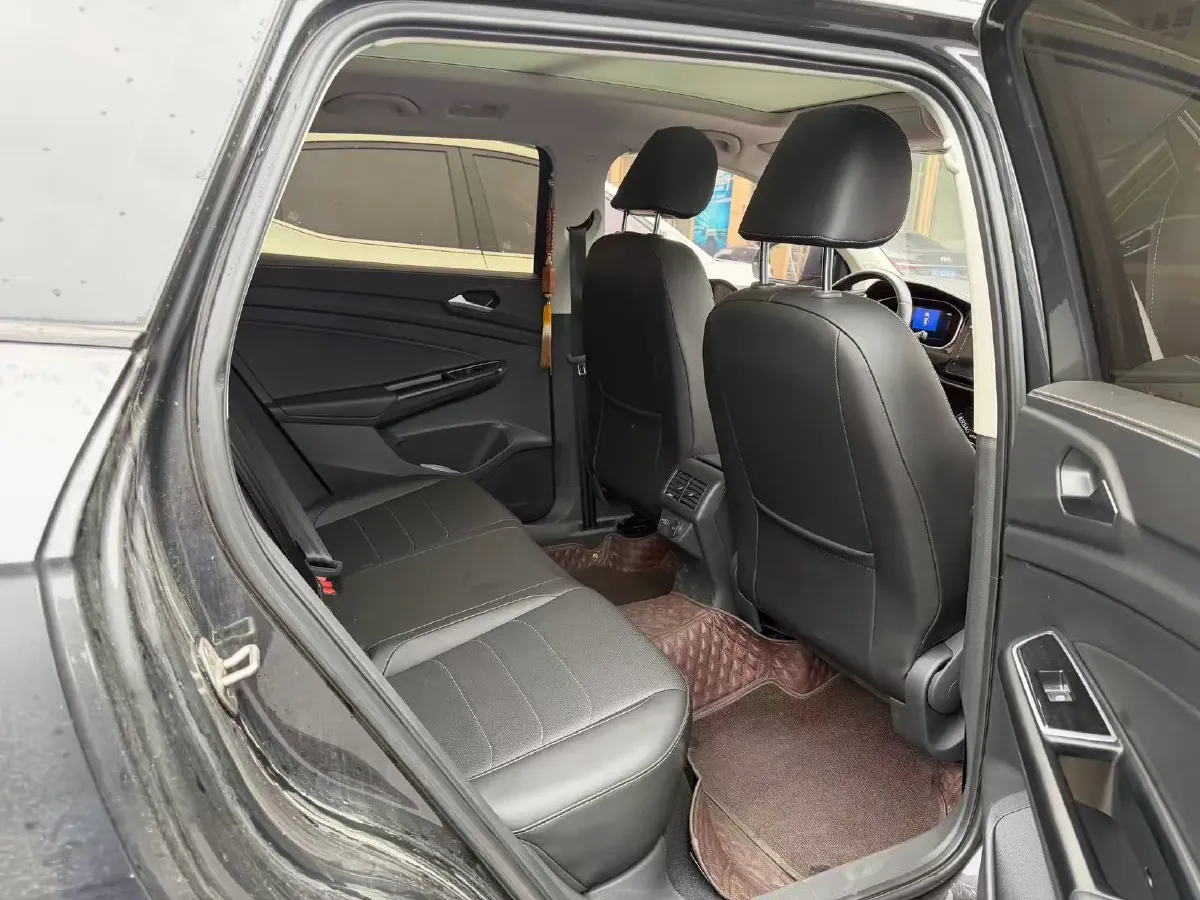 2022 Jetta VS7 1.4T 150HP L4 6AT,autocango,china used car exporter,china ev exporter,chinese used car exporter,chinese used ev exporter