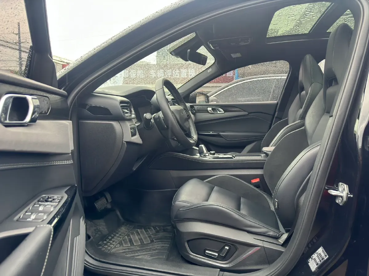 2022 LYNK&CO 03 1.5T 180HP L3 7DCT,autocango,china used car exporter,china ev exporter,chinese used car exporter,chinese used ev exporter