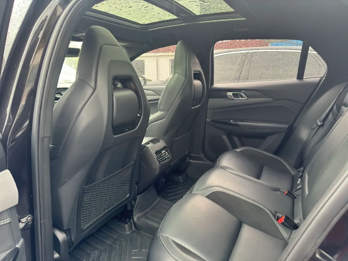 2022 LYNK&CO 03 1.5T 180HP L3 7DCT,autocango,china used car exporter,china ev exporter,chinese used car exporter,chinese used ev exporter