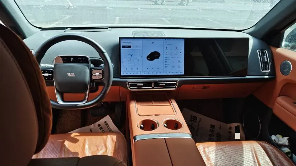 2024 Li L6 Range Extended 154HP L4 REEV 36.8KWH,autocango,china used car exporter,china ev exporter,chinese used car exporter,chinese used ev exporter