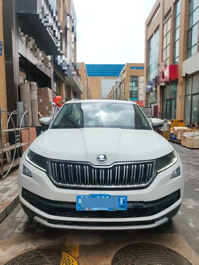 2018 Skoda Kodiak 2.0T 186HP L4 7DCT,autocango,china used car exporter,china ev exporter,chinese used car exporter,chinese used ev exporter