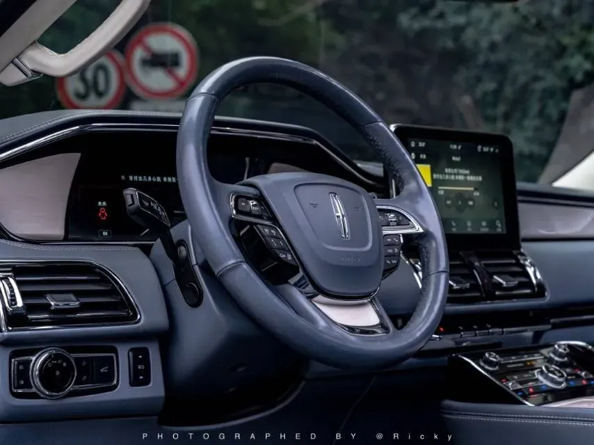 2020 Lincoln Navigator 3.5T 388HP V6 10AT,autocango,china used car exporter,china ev exporter,chinese used car exporter,chinese used ev exporter