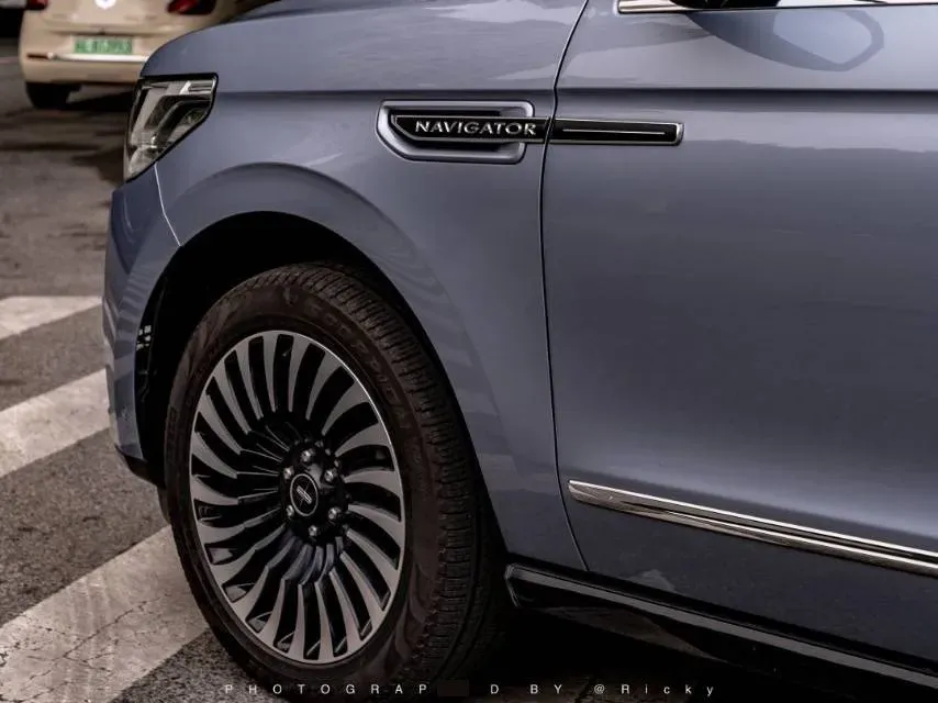 2020 Lincoln Navigator 3.5T 388HP V6 10AT,autocango,china used car exporter,china ev exporter,chinese used car exporter,chinese used ev exporter